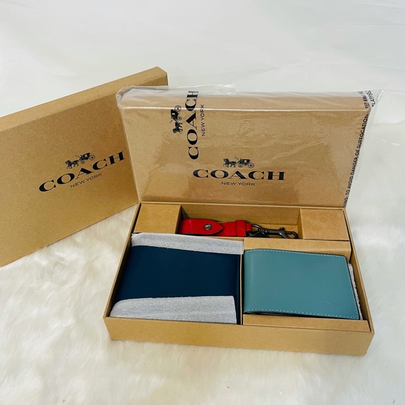 Coach Boxed 3 in 1 wallet gift set in Colorblock - Picture 4 of 9